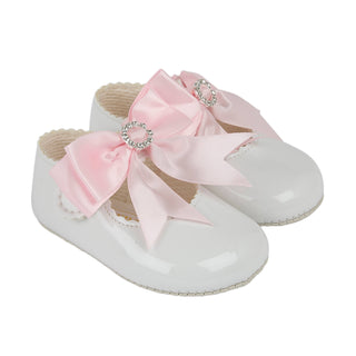 Baypods Baby Girls White/Pink Patent Diamante Bow Shoe